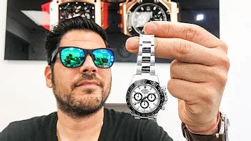 ¿Por qué es tan difícil comprar relojes R